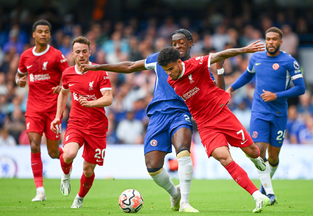  利物浦迪亚斯逆足世界波，克洛普盛赞全能性  