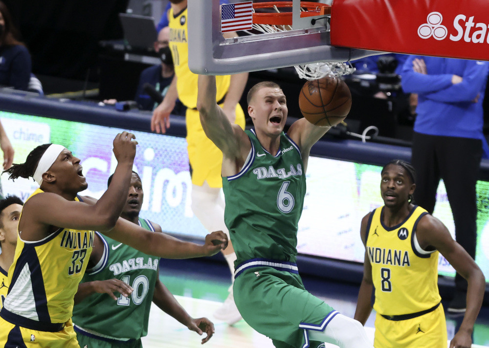  小萨博尼斯18+20+15，国王终结掘金不败金身  